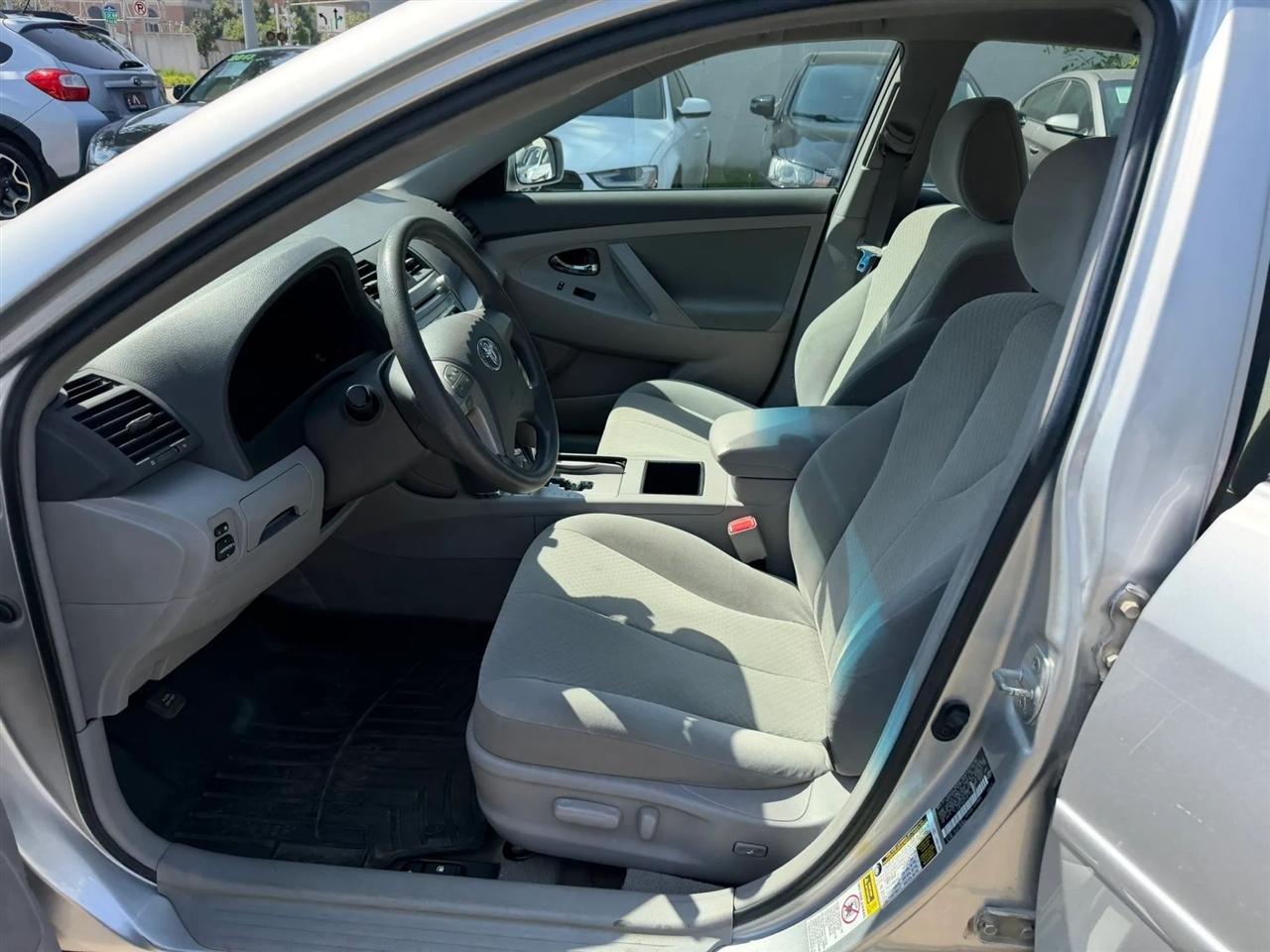 Toyota Camry  2009