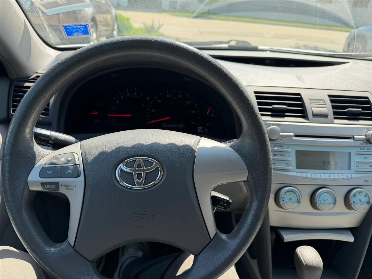 Toyota Camry  2009