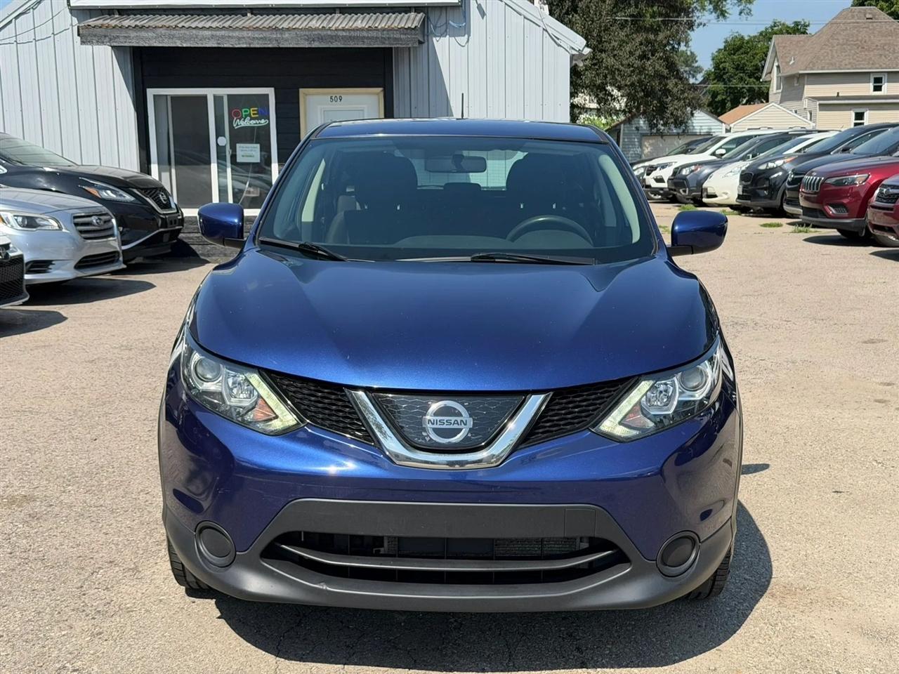 Nissan Rogue Sport  2019