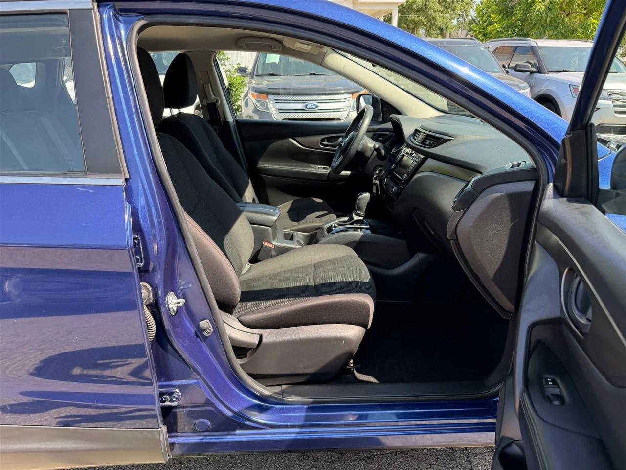 Nissan Rogue Sport  2019