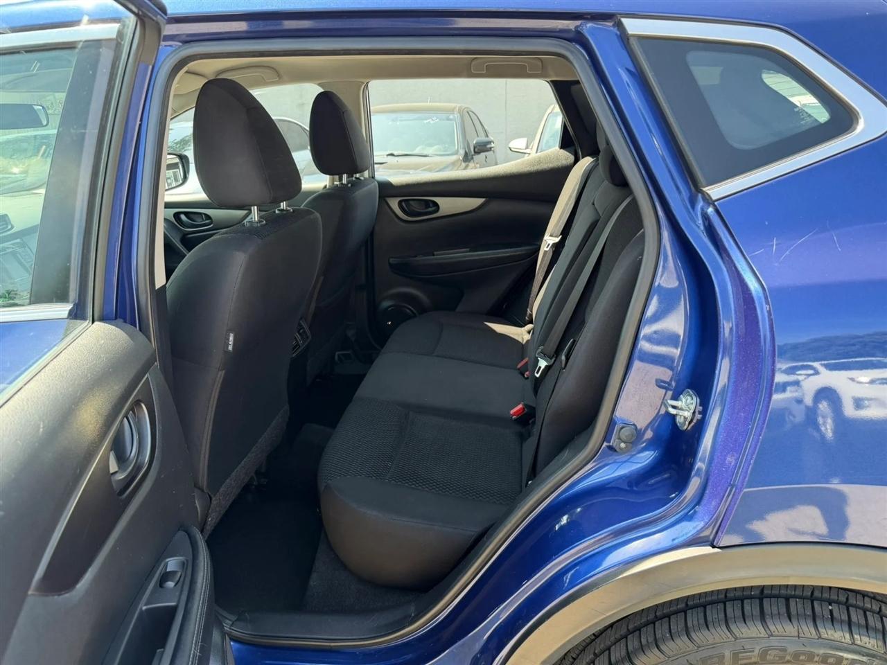 Nissan Rogue Sport  2019
