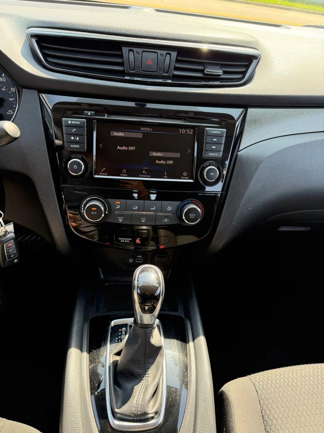 Nissan Rogue Sport  2019