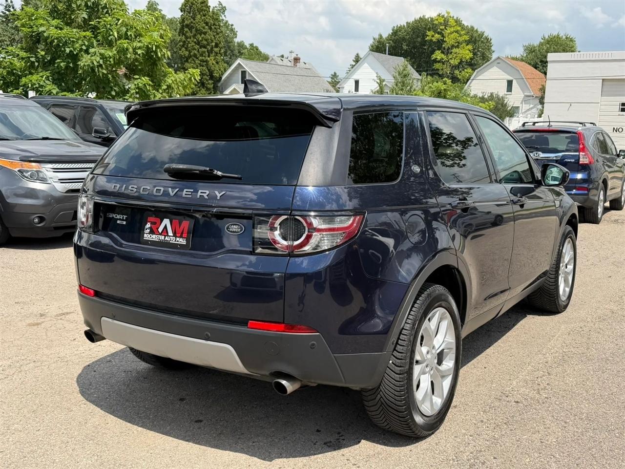 Land Rover Discovery Sport  2017