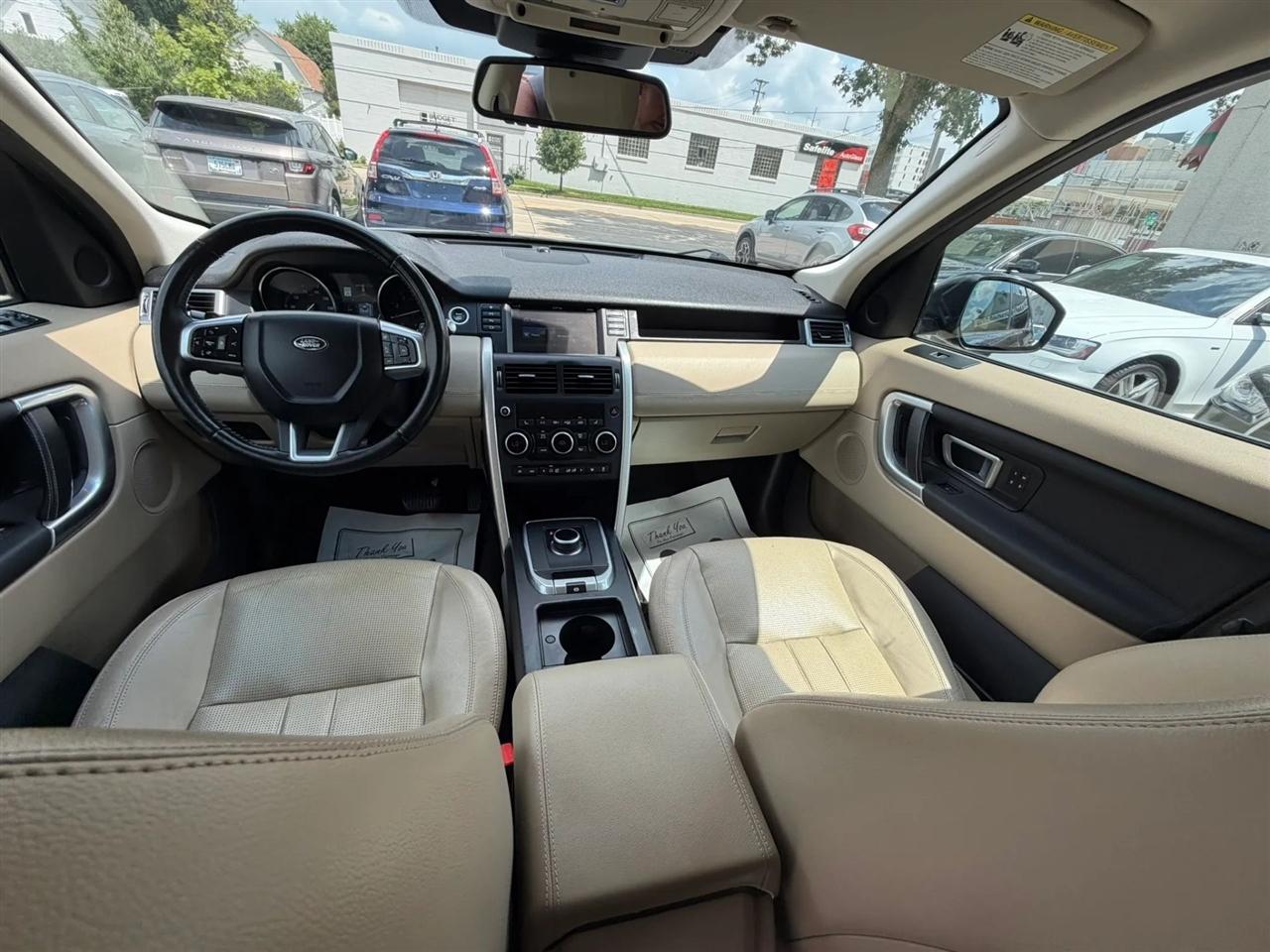 Land Rover Discovery Sport  2017