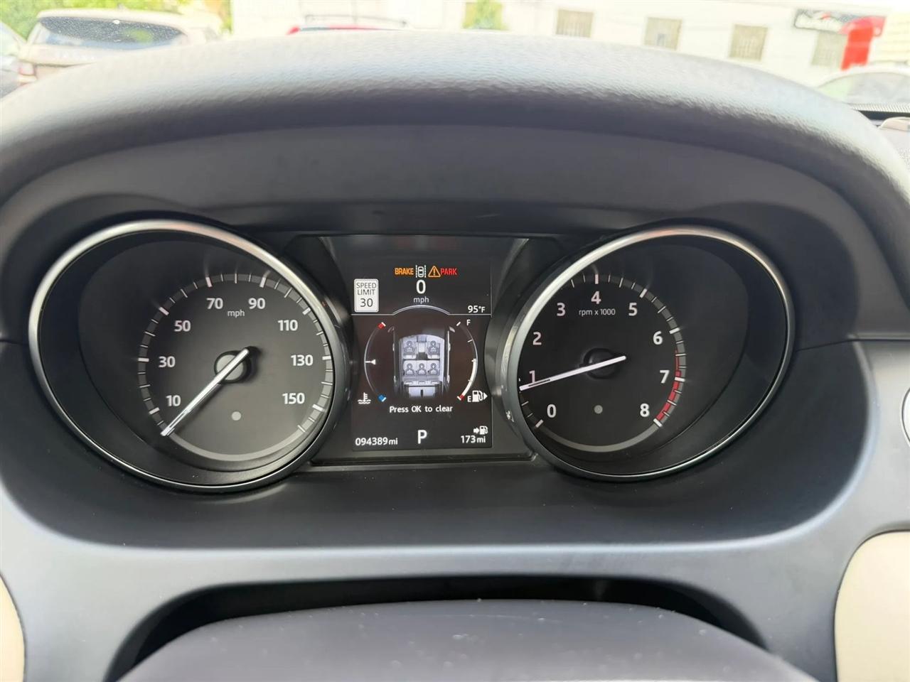 Land Rover Discovery Sport  2017