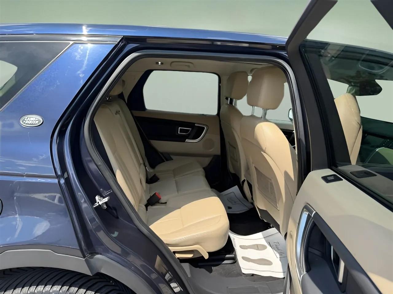 Land Rover Discovery Sport  2017