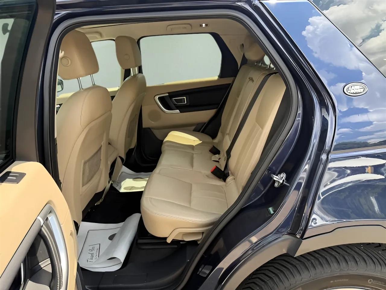Land Rover Discovery Sport  2017