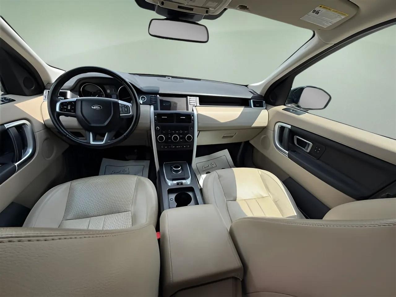 Land Rover Discovery Sport  2017