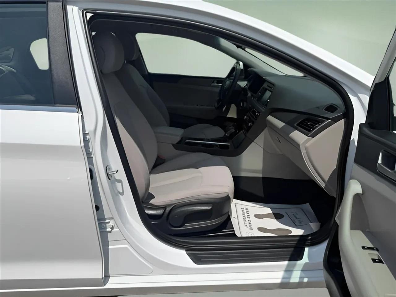Hyundai Sonata  2016