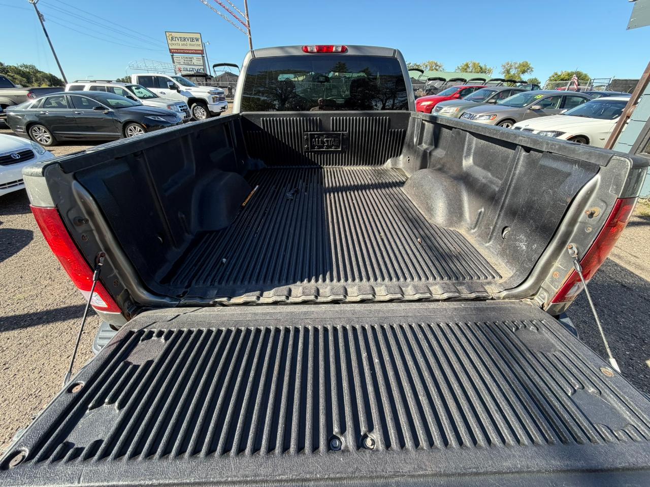 2009 GMC Sierra 1500 Work Truck - Photo 10
