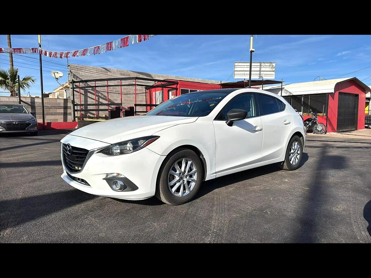 2016 Mazda MAZDA3 i Grand Touring Hatchback 4D