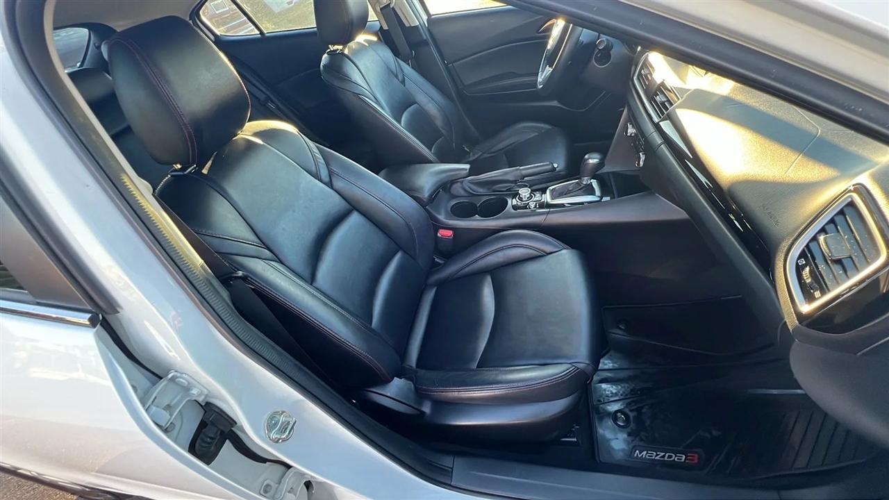 2016 Mazda MAZDA3 i Grand Touring - Photo 9