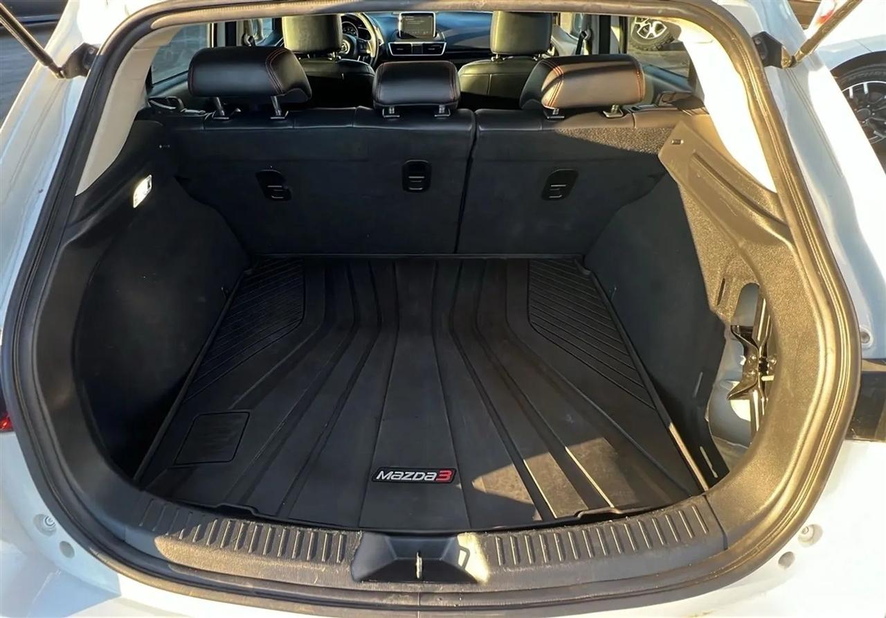2016 Mazda MAZDA3 i Grand Touring - Photo 17