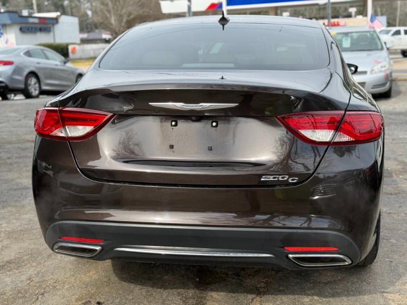 Chrysler 200  2015