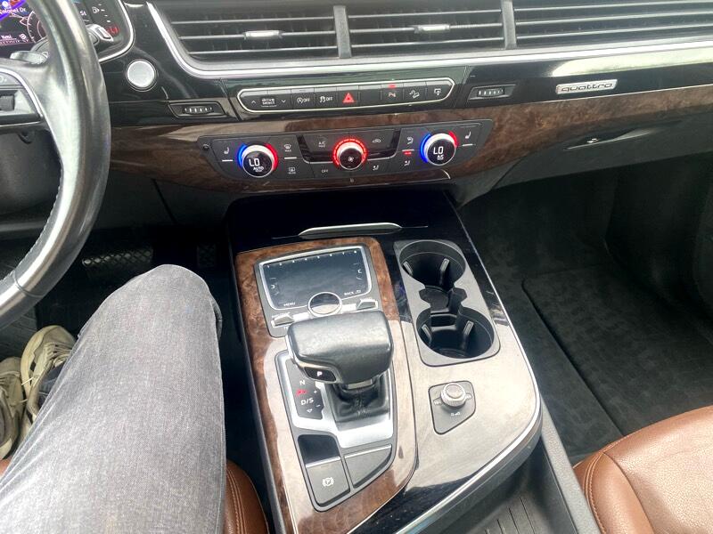Audi Q7 3.0 Premium Plus quattro 2017 Audi Q7 3.0 Premium Plus quattro 2017