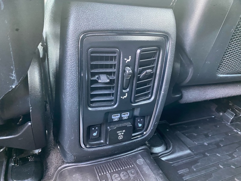 Jeep Grand Cherokee Limited 4WD 2016 Jeep Grand Cherokee Limited 4WD 2016