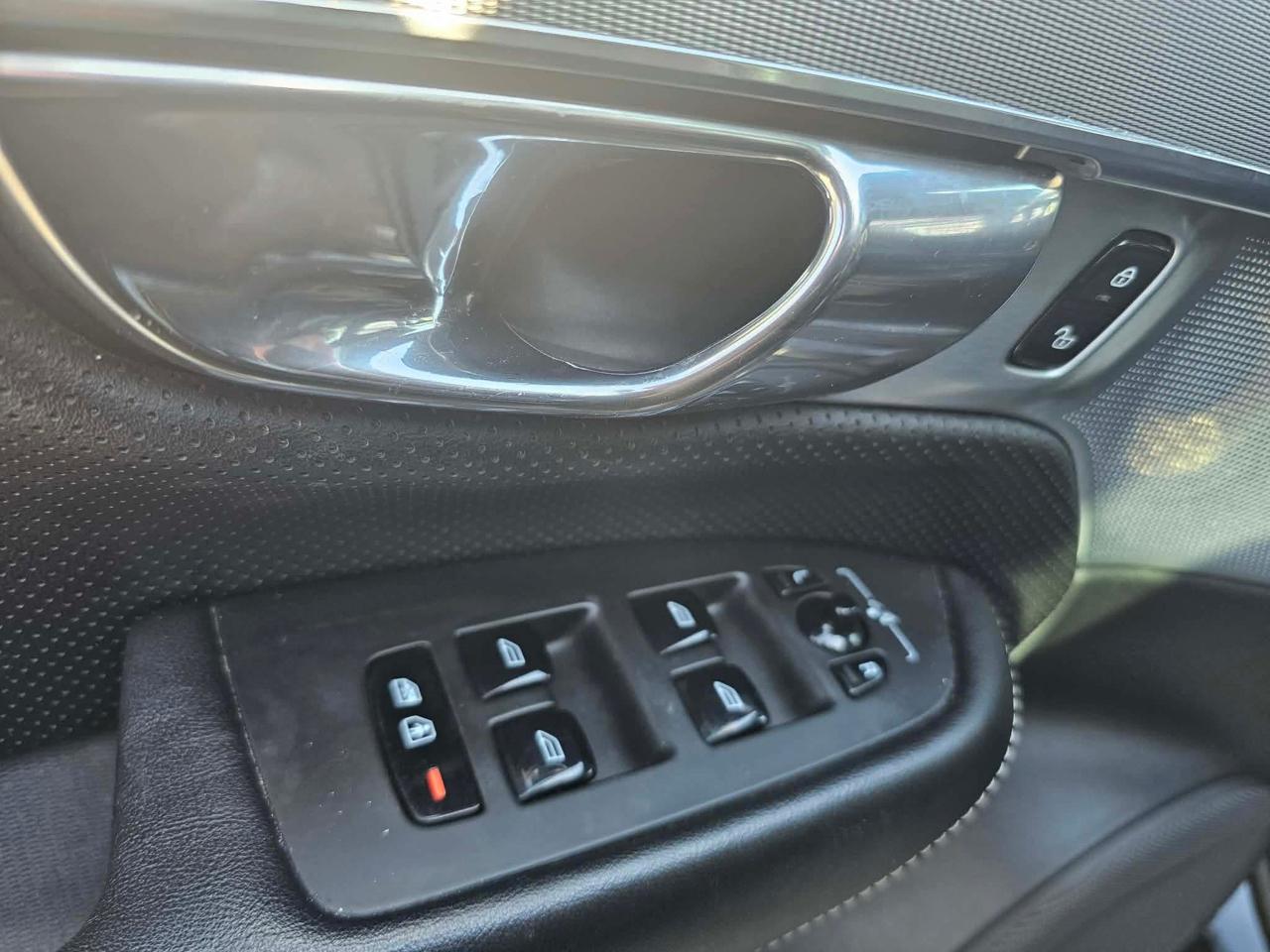 Volvo XC90 T6 R-Design AWD 2016