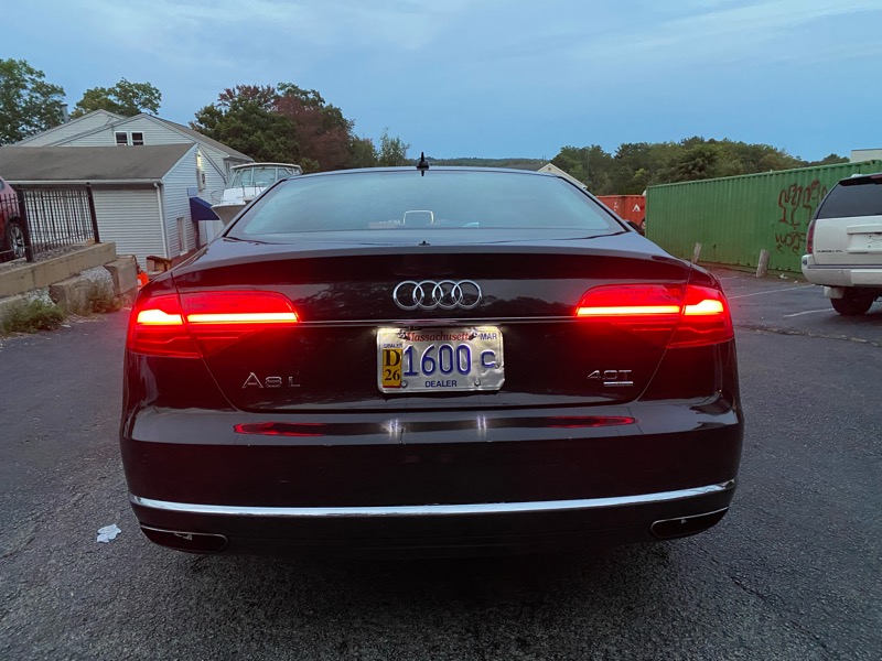 Audi A8 L 4.0T quattro 2015 Audi A8 L 4.0T quattro 2015