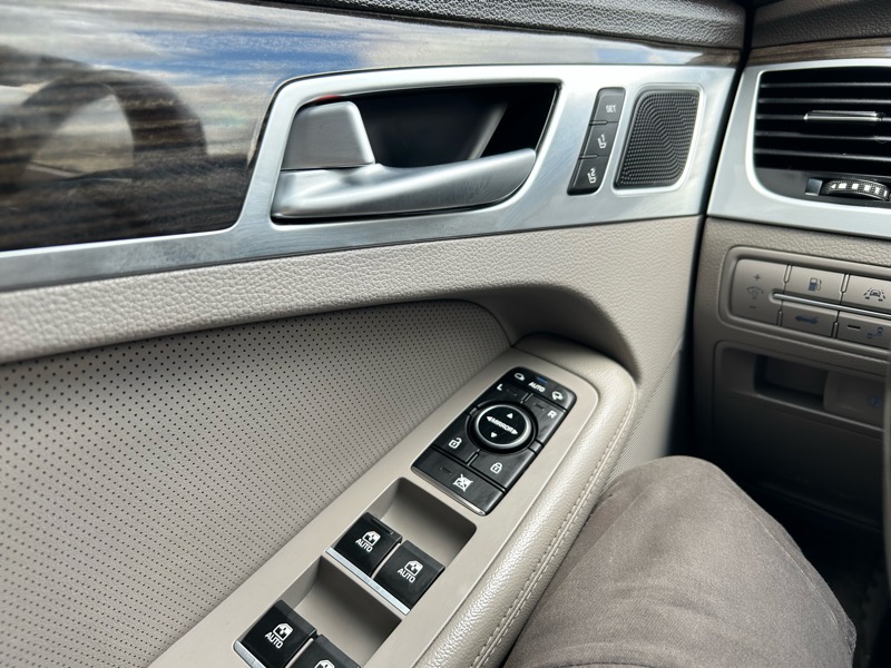 Genesis G80 3.8 2018 Genesis G80 3.8 2018