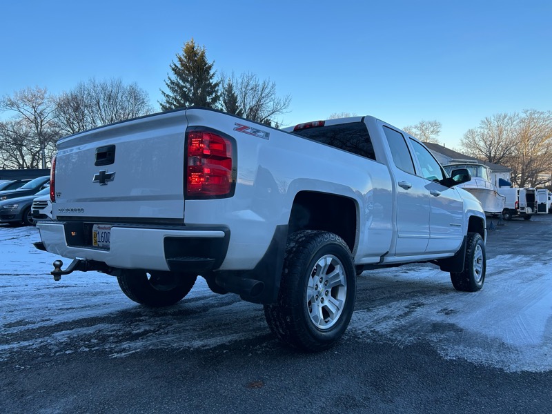 Chevrolet Silverado 1500 Ext Cab 157.5" WB 4WD Z71 2016