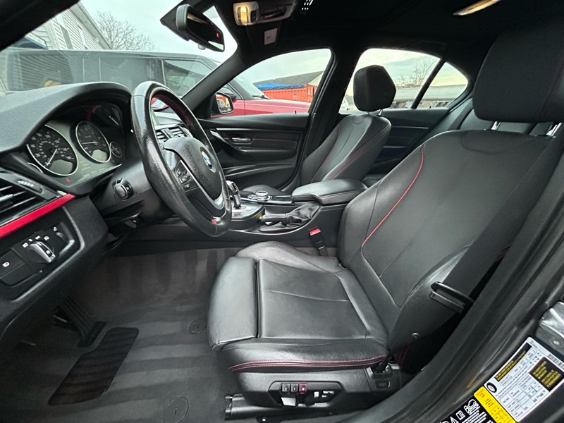 BMW 3-Series 335i xDrive Sedan 2014