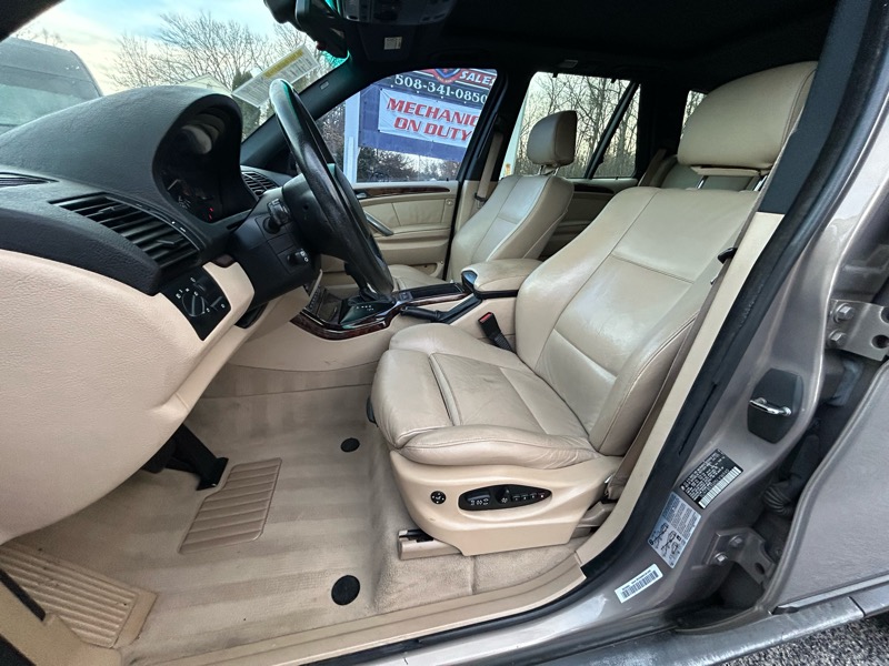 BMW X5 4.4i 2005