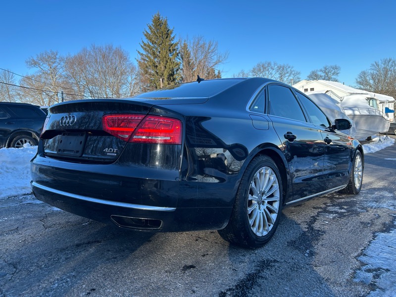 Audi A8 4.0T Sedan quattro Tiptronic 2014