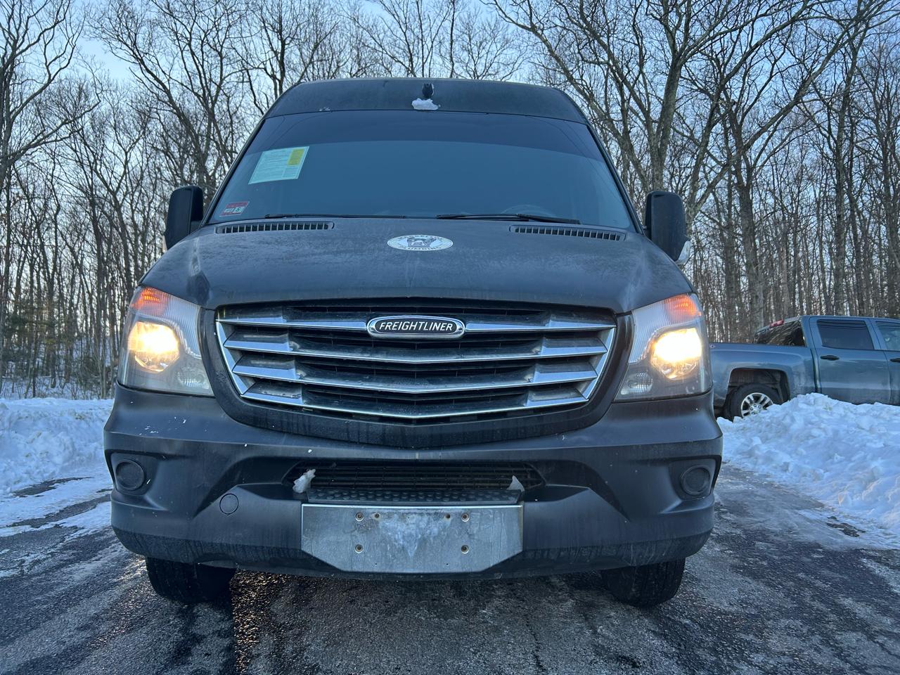 Freightliner Sprinter 3500 170-in. WB 2014