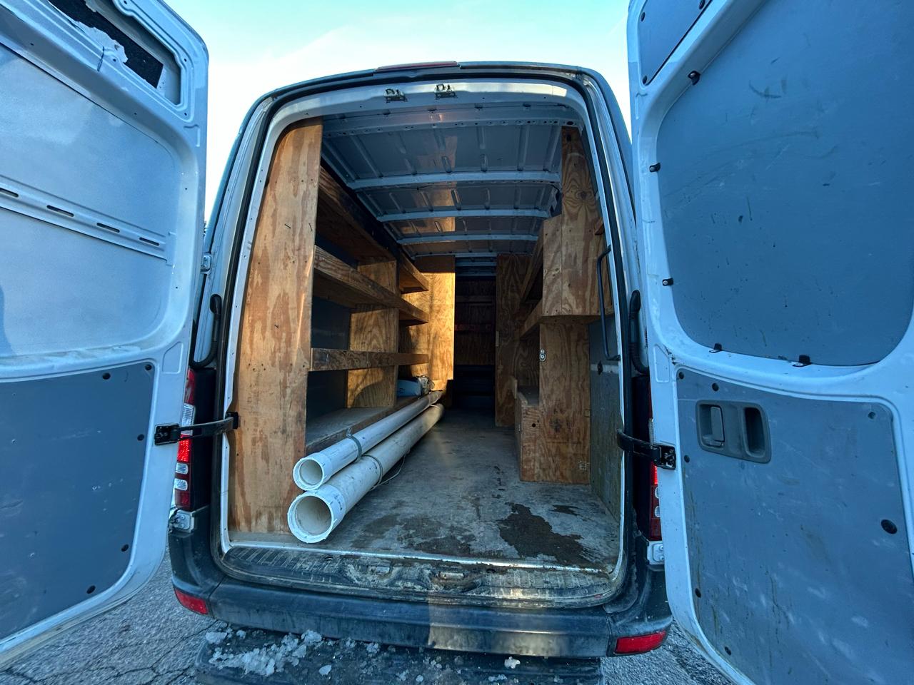 Freightliner Sprinter 3500 170-in. WB 2014