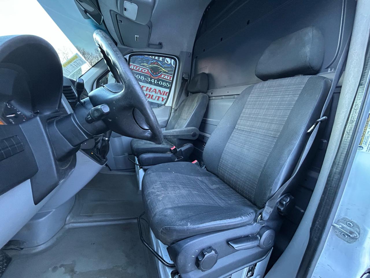 Freightliner Sprinter 3500 170-in. WB 2014