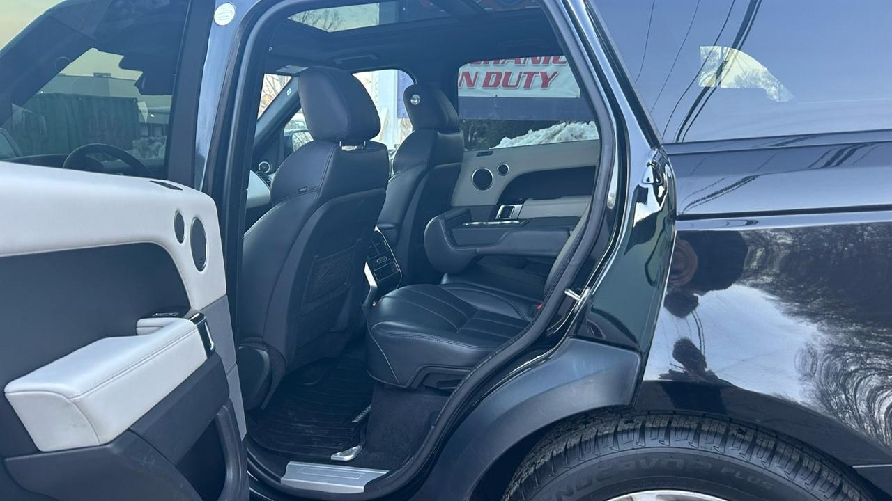 Land Rover Range Rover Sport SE 2015