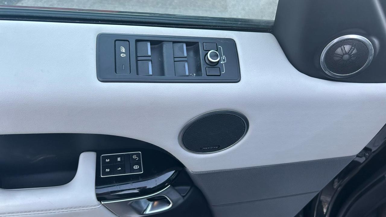 Land Rover Range Rover Sport SE 2015