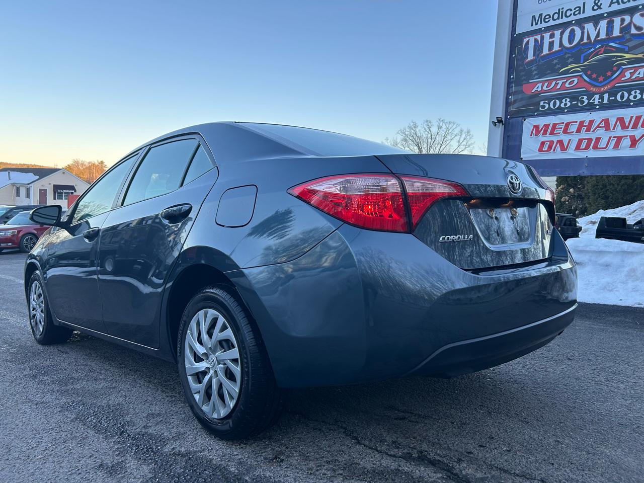 Toyota Corolla XLE CVT 2019