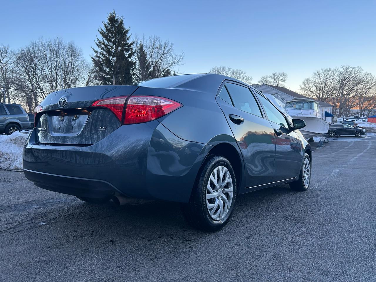 Toyota Corolla XLE CVT 2019
