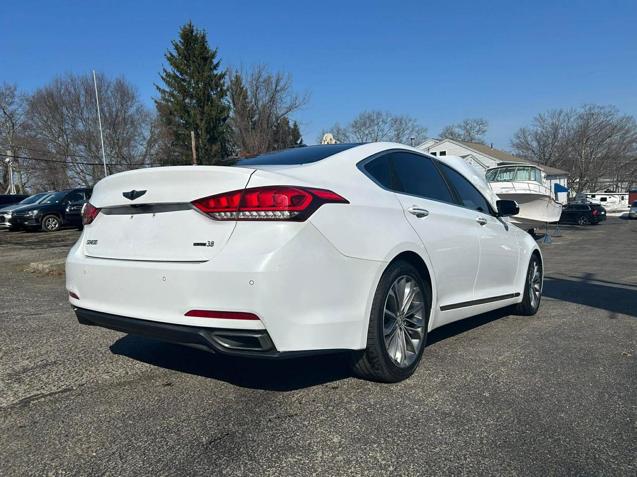 Hyundai Genesis 3.8L 2015