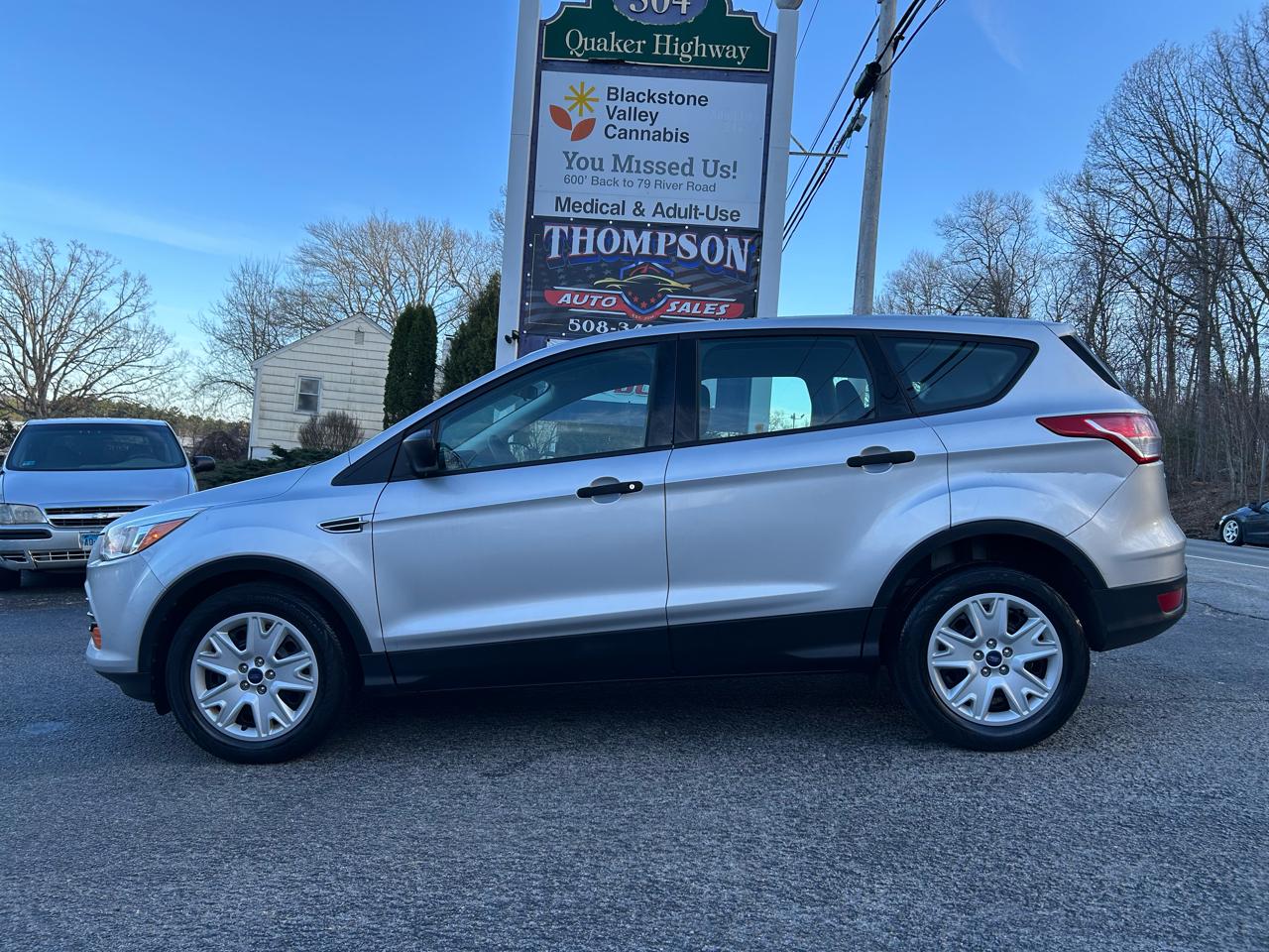Ford Escape S FWD 2014
