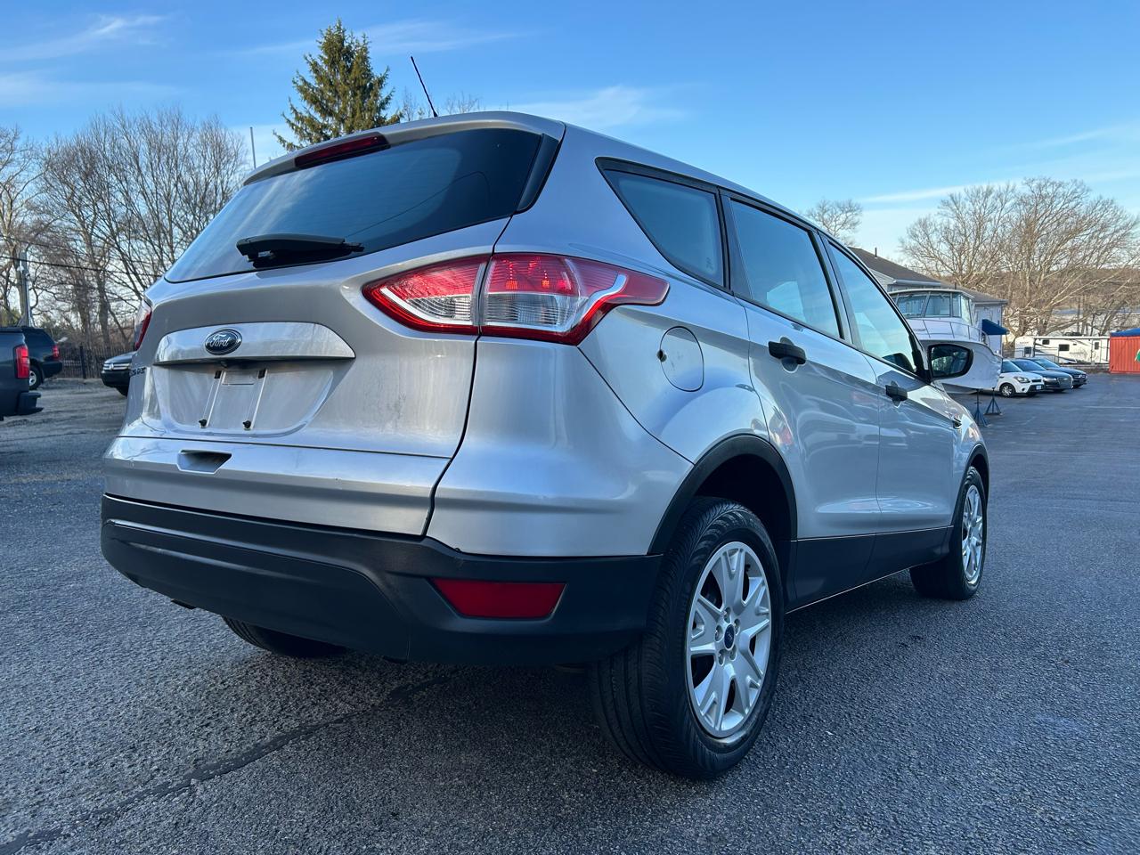 Ford Escape S FWD 2014