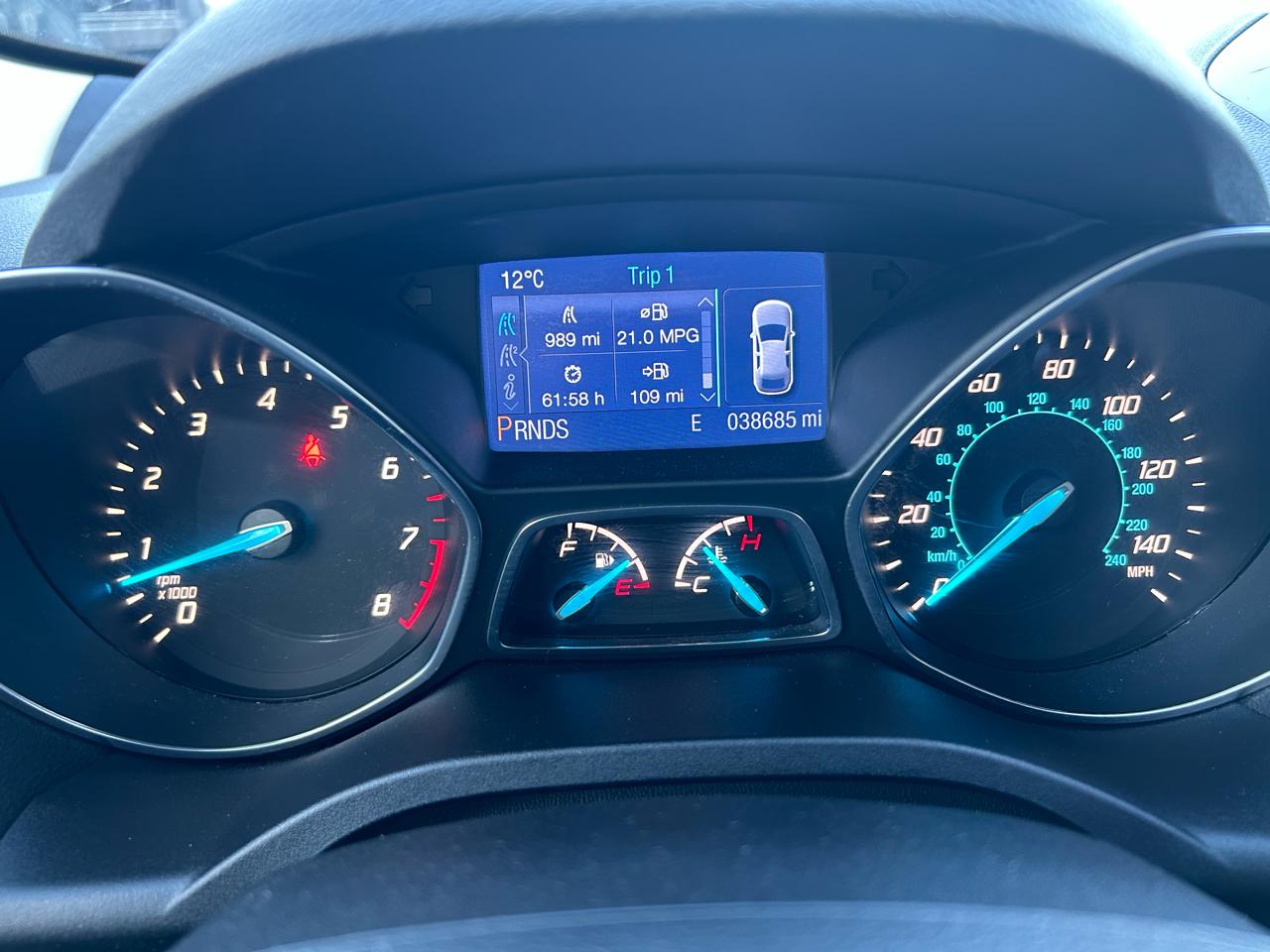 Ford Escape S FWD 2014