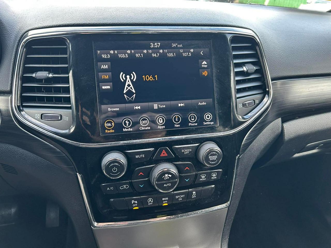 Jeep Grand Cherokee Laredo 4WD 2019