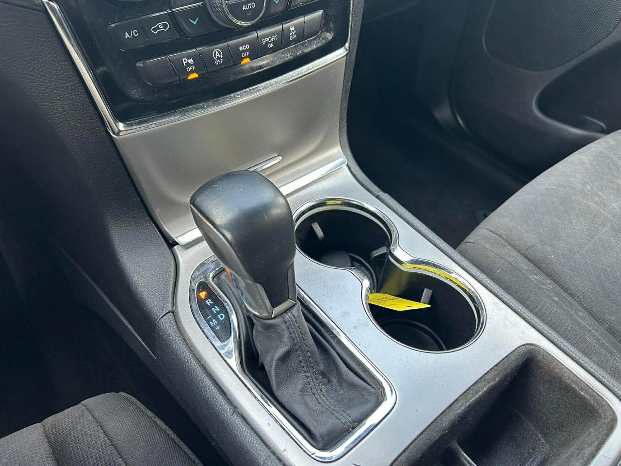 Jeep Grand Cherokee Laredo 4WD 2019