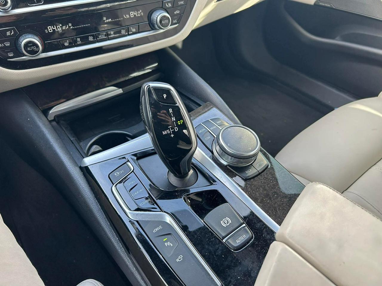 BMW 5-Series 530e xDrive iPerformance 2018