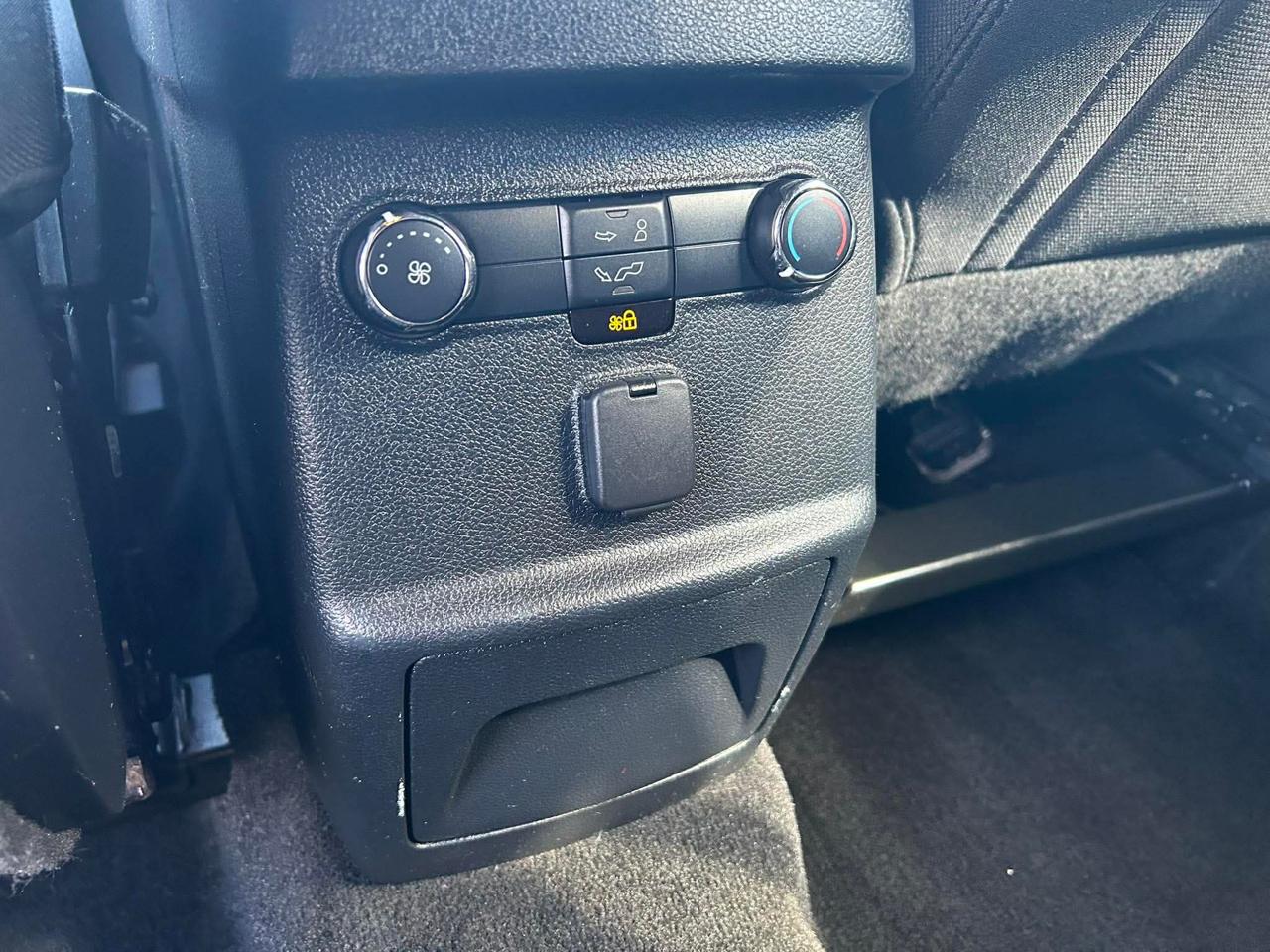 Ford Explorer 4dr XLT 2016