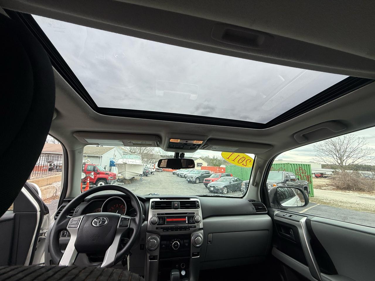 Toyota 4Runner SR5 4WD 2011