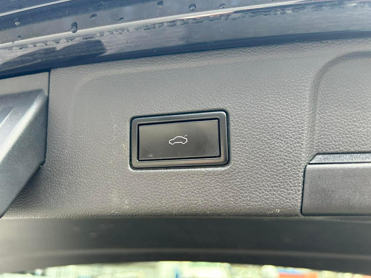 Volkswagen Atlas V6 SE w/Technology AWD 2018