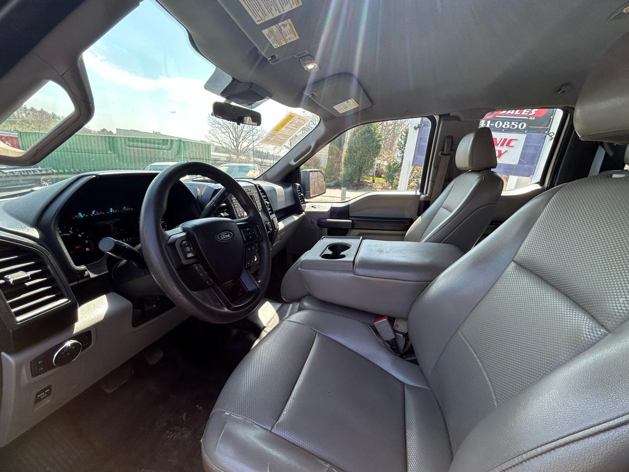 Ford F-150 4WD Reg Cab 145" XL 2020