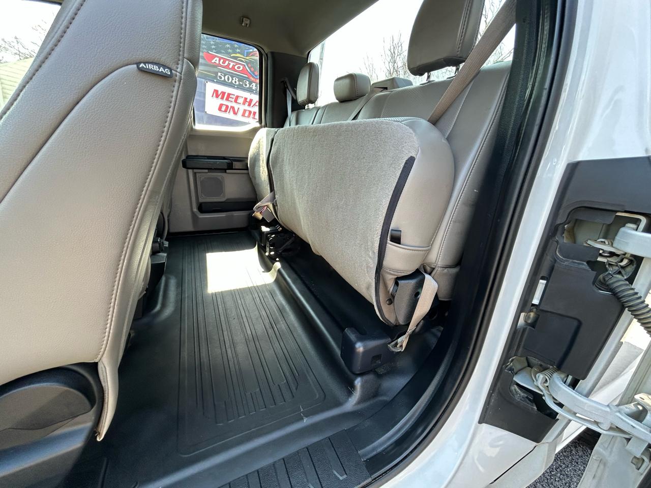 Ford F-150 4WD Reg Cab 145" XL 2020