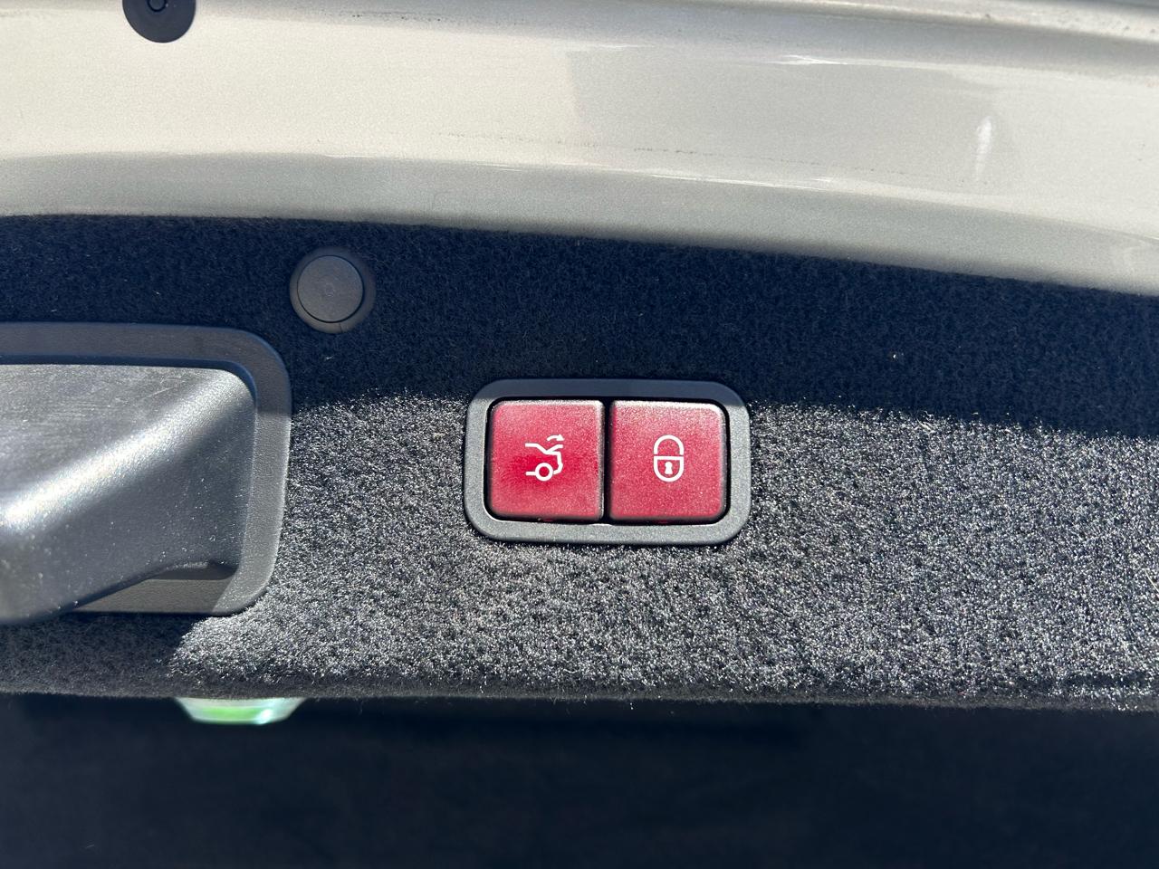 Mercedes-Benz S-Class S550 4MATIC 2014