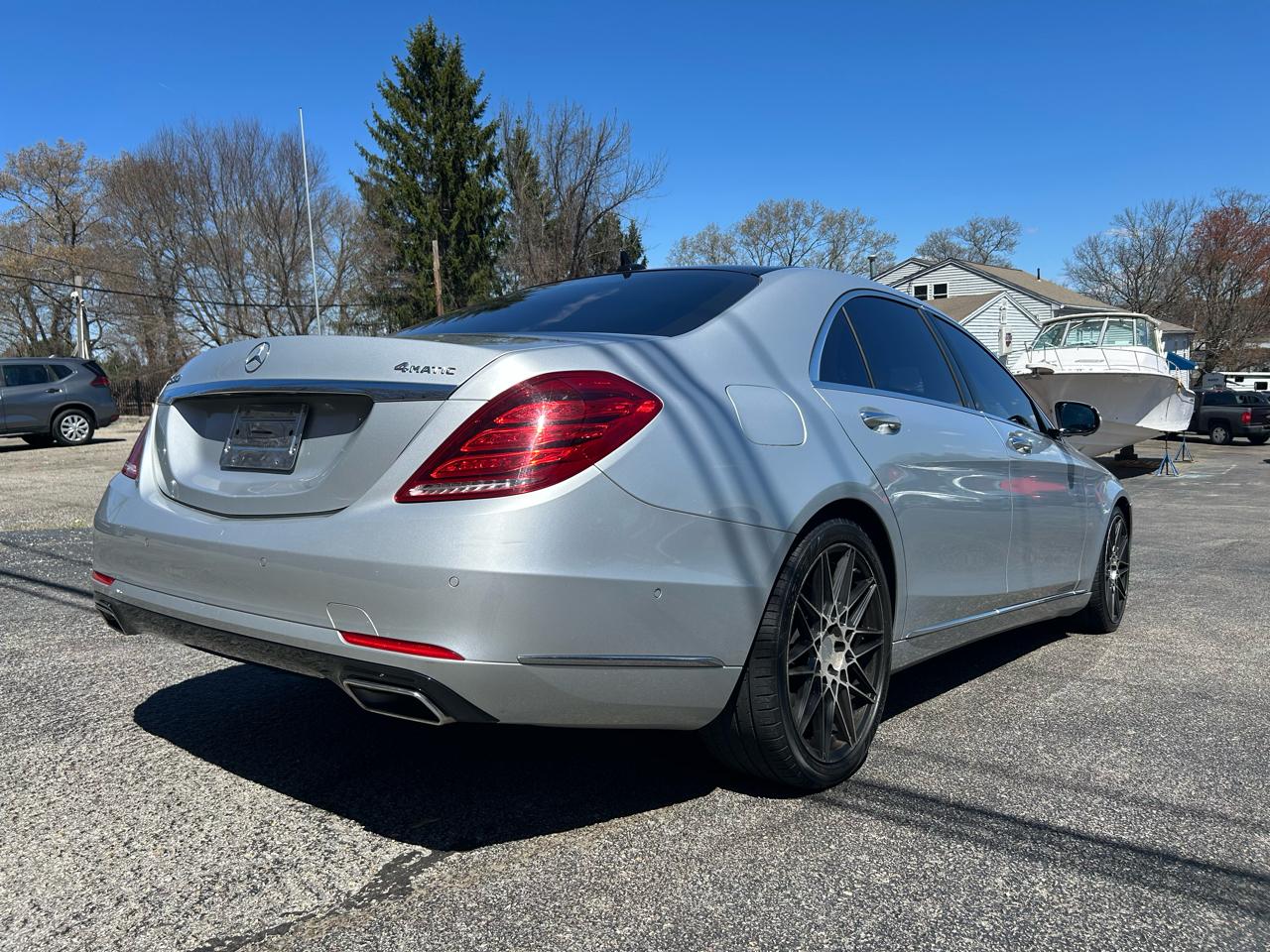 Mercedes-Benz S-Class S550 4MATIC 2014