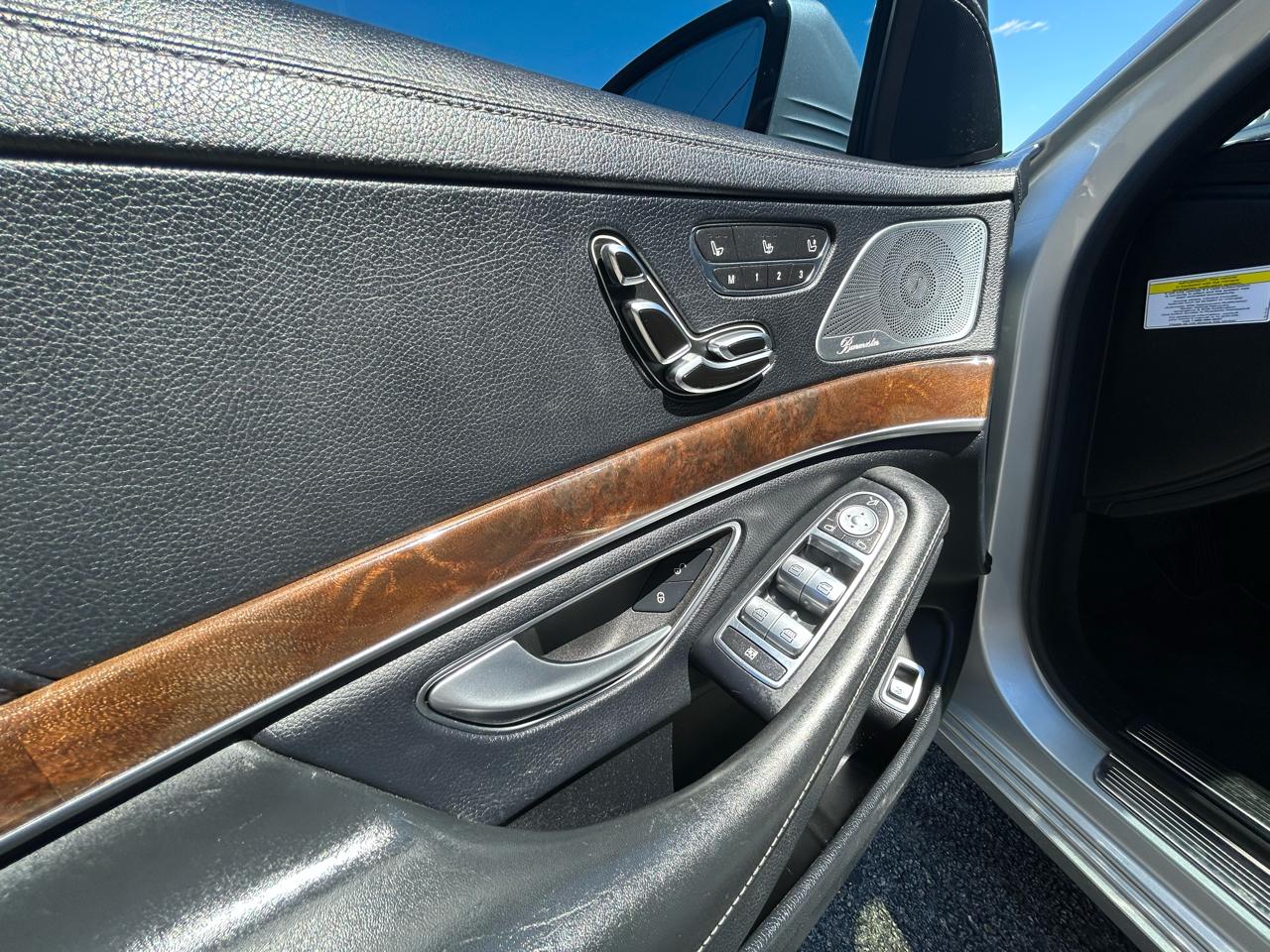 Mercedes-Benz S-Class S550 4MATIC 2014