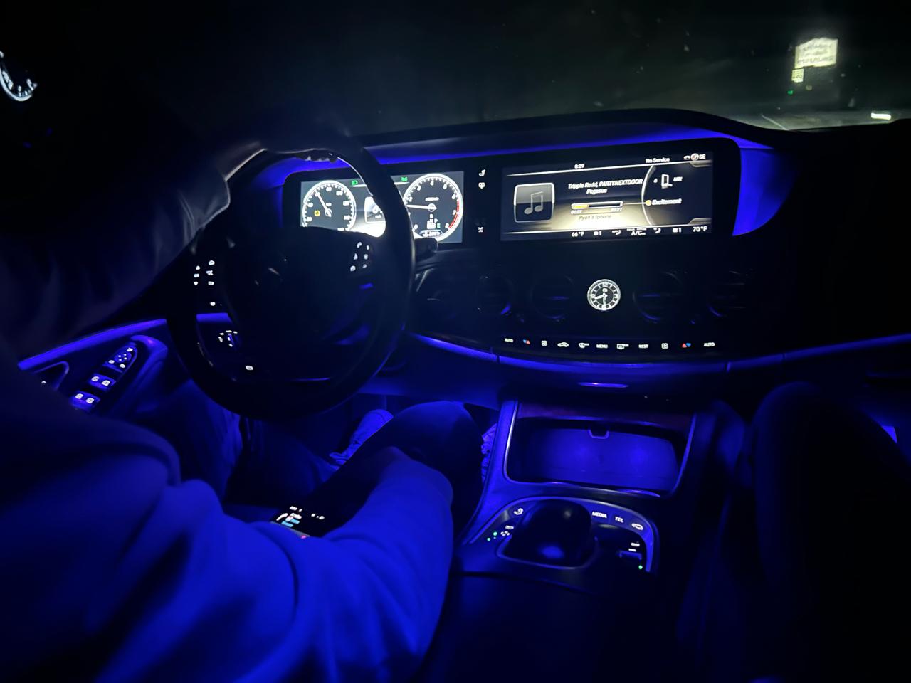 Mercedes-Benz S-Class S550 4MATIC 2014